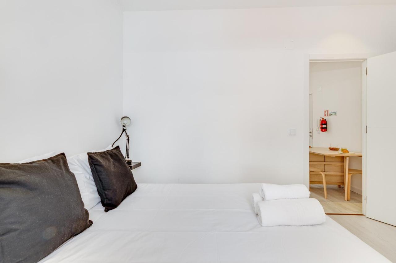 Alcantara Charm 3Br Apartments Lisbona Esterno foto